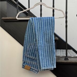 American Eagle Outfitters straight leg blue striped jeans 00/24